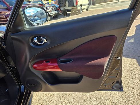 Used 2014 Nissan Juke SL image 22