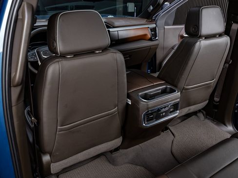 Used 2025 GMC Sierra 2500 Denali w/ Denali Reserve Package image 34