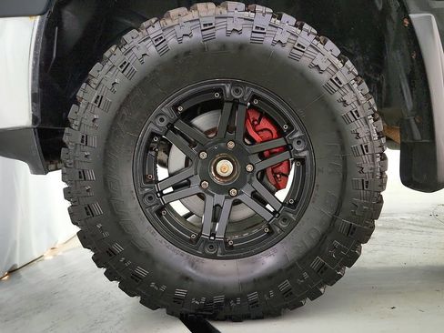 Used 2019 RAM 1500 Classic SLT AWD/4WD image 30