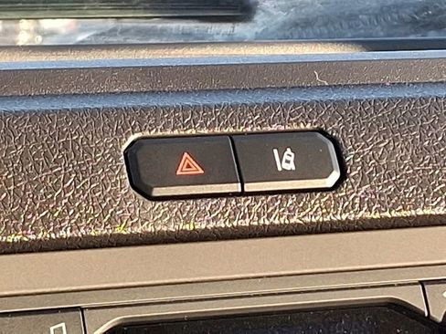 Used 2023 Ford F650 2WD Regular Cab Super Duty image 24