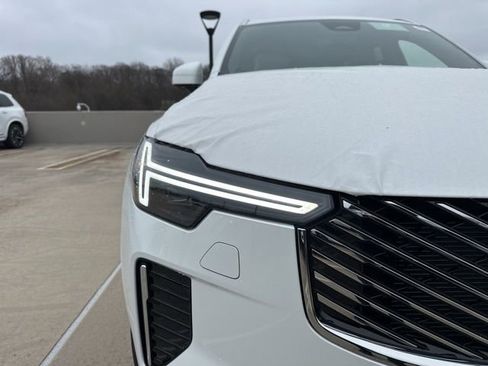 New 2026 Volvo XC90 B6 Plus w/ Protection Package Premier image 10