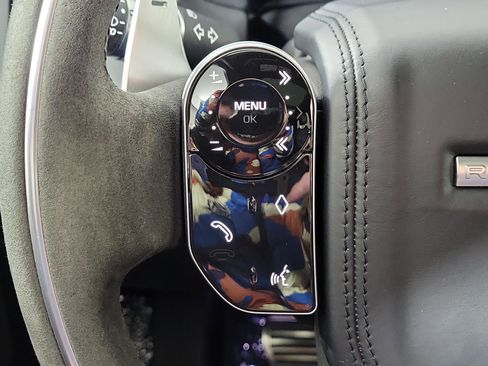 Used 2022 Land Rover Range Rover Sport HST image 13