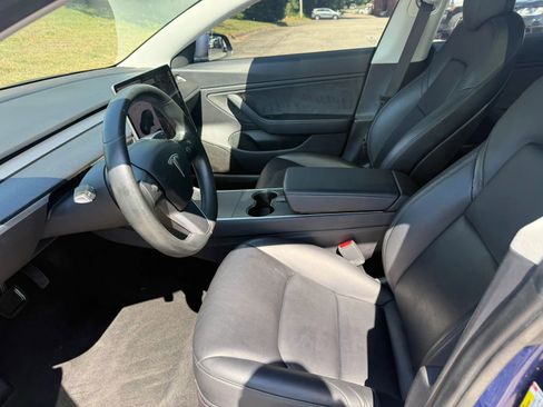 Used 2018 Tesla Model 3 Mid Range RWD image 12