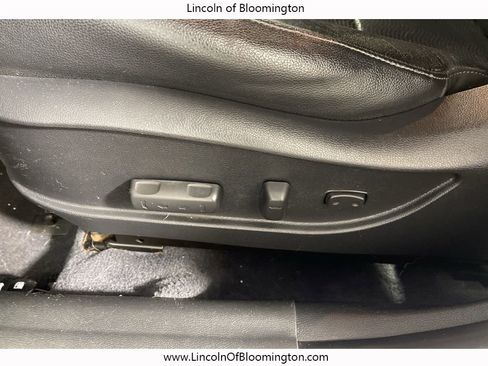Used 2013 Hyundai Elantra Limited image 21