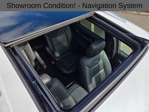 Used 2023 Cadillac XT6 Premium Luxury image 11