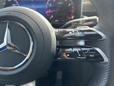 Certified 2025 Mercedes-Benz GLC 300 300 image 20