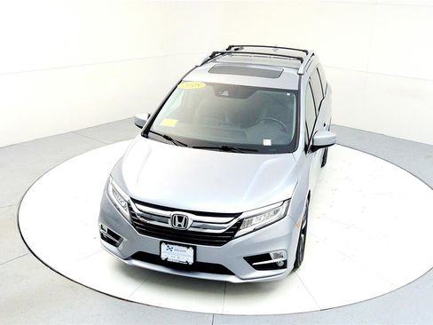 Used 2018 Honda Odyssey Elite image 14