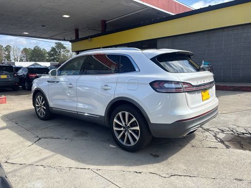 Used 2019 Lincoln Nautilus Select image 8