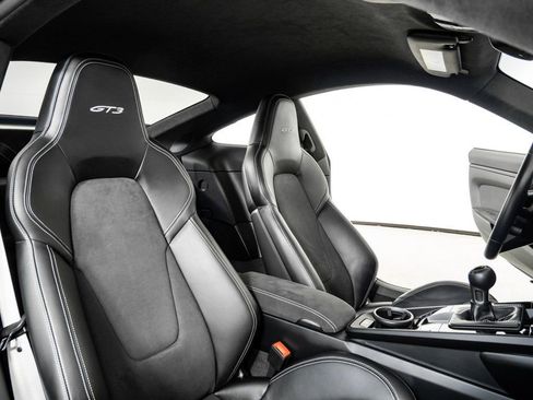 Certified 2023 Porsche 911 GT3 image 19