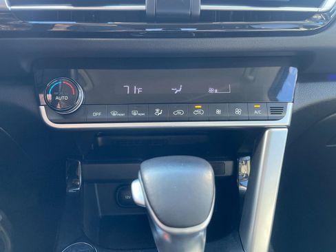 Used 2021 Kia Seltos SX image 23