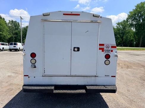 Used 2015 Chevrolet Silverado 3500 W/T RWD image 6