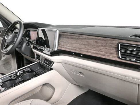 New 2026 Volkswagen Atlas SEL image 25