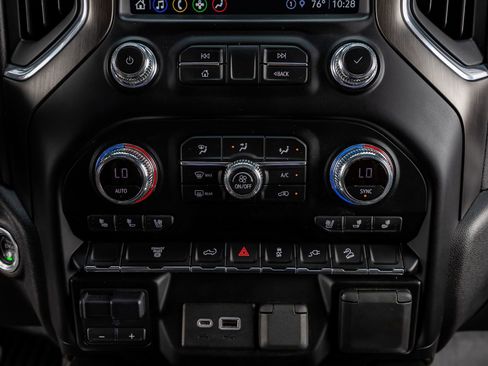 Used 2021 GMC Sierra 2500 AT4 w/ Gooseneck/5TH Wheel Package image 27