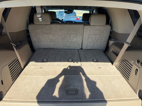 Used 2015 Chevrolet Tahoe LT w/ Luxury Package image 15