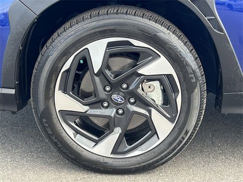 Certified 2024 Subaru Crosstrek 2.5i Limited w/ Crosstrek Mirror Package image 40