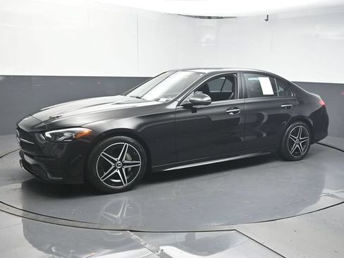 Certified 2025 Mercedes-Benz C 300 Sedan w/ AMG Line w/ Night Package image 4