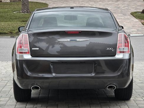 Used 2014 Chrysler 300 C image 35