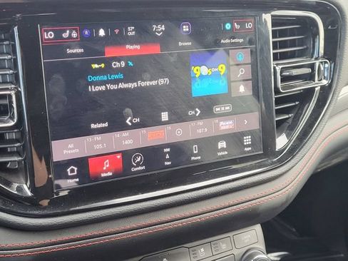 Certified 2025 Dodge Durango GT AWD/4WD image 18
