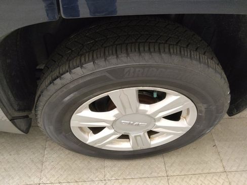 Used 2015 GMC Terrain SLE FWD image 31