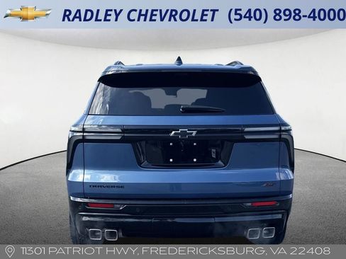 Used 2024 Chevrolet Traverse RS image 18
