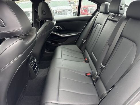 Used 2025 BMW 330i Sedan image 6