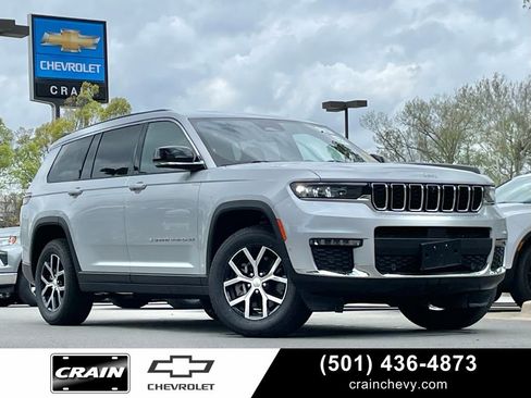 Used 2024 Jeep Grand Cherokee L Limited w/ Luxury Tech Group II image 1