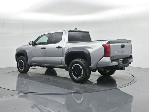 Used 2024 Toyota Tacoma TRD Off-Road image 24