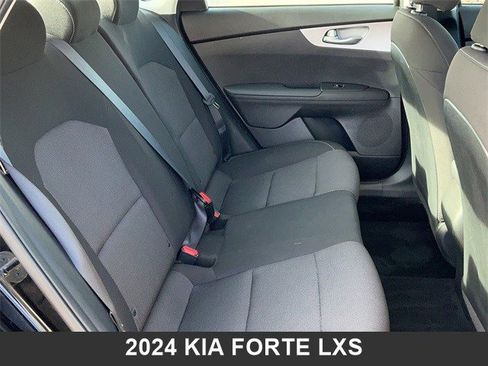 Used 2024 Kia Forte LXS image 15