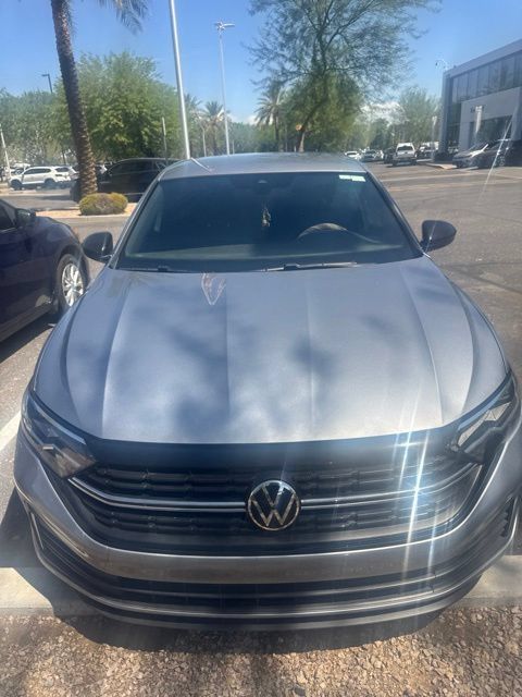Used 2024 Volkswagen Jetta Sport FWD image 3