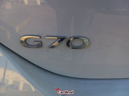 Used 2022 Genesis G70 2.0T image 7
