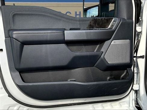 Used 2025 Ford F250 Lariat w/ Lariat Ultimate Package image 21