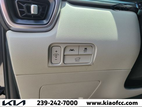 Certified 2024 Kia Sorento EX FWD image 24