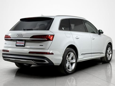 Used 2023 Audi Q7 2.0T Premium Plus w/ Premium Plus Package AWD/4WD image 5