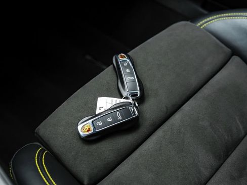 Used 2022 Porsche 911 GT3 RWD image 51