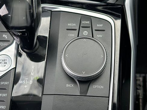 Used 2019 BMW 330i xDrive Sedan w/ Convenience Package image 25