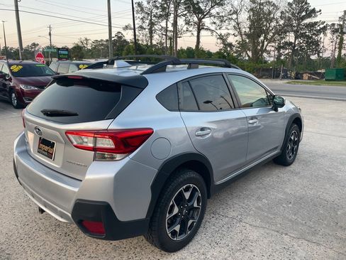 Used 2019 Subaru Crosstrek 2.0i Premium w/ Eyesight System image 5