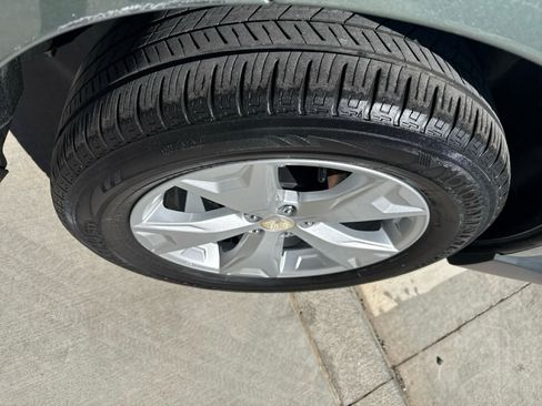 Used 2015 Subaru Forester 2.5i w/ Alloy Wheel Package image 35