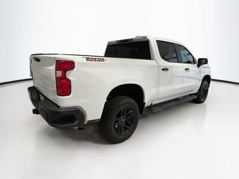 Used 2022 Chevrolet Silverado 1500 LT Trail Boss w/ Protection Package AWD/4WD image 7