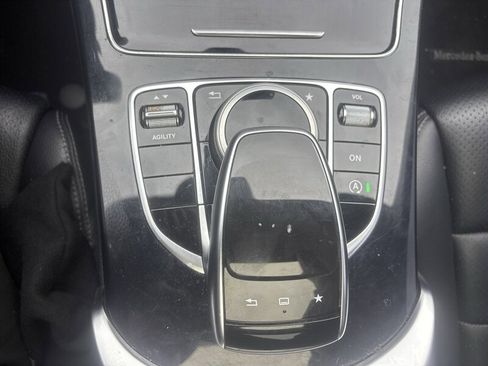 Used 2015 Mercedes-Benz C 300 4MATIC Sedan w/ Premium 1 Package image 24