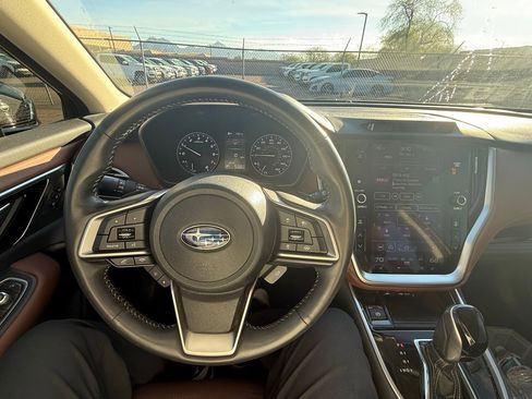 Used 2022 Subaru Outback Touring image 21