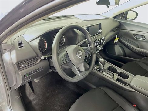 New 2025 Nissan Sentra S image 7