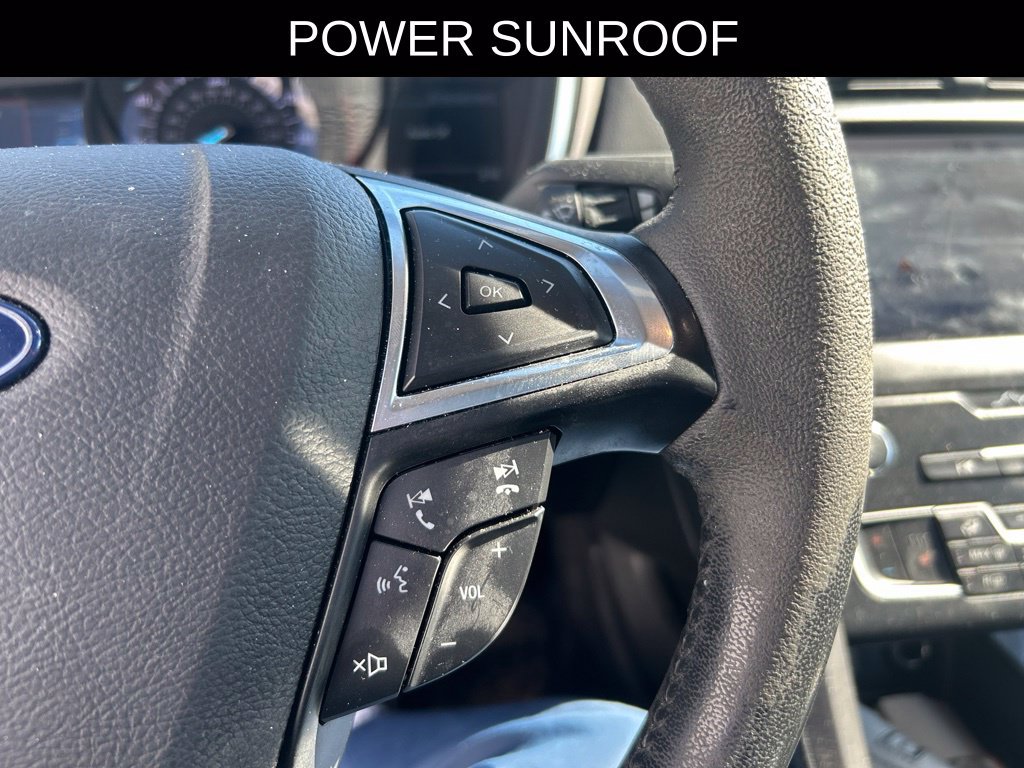 Used 2020 Ford Fusion SEL FWD image 18