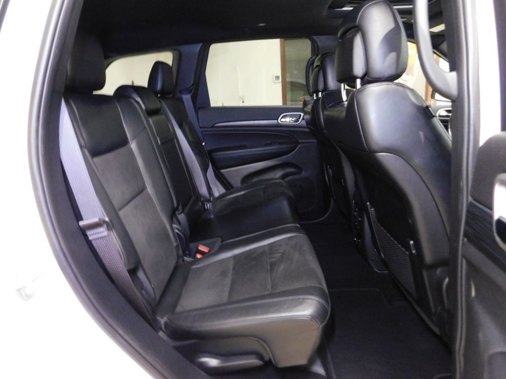 Used 2020 Jeep Grand Cherokee Altitude AWD/4WD image 72