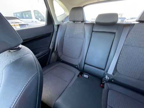 Used 2025 Kia Seltos S FWD image 40