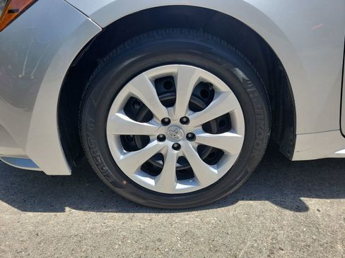 Used 2024 Toyota Corolla LE image 28