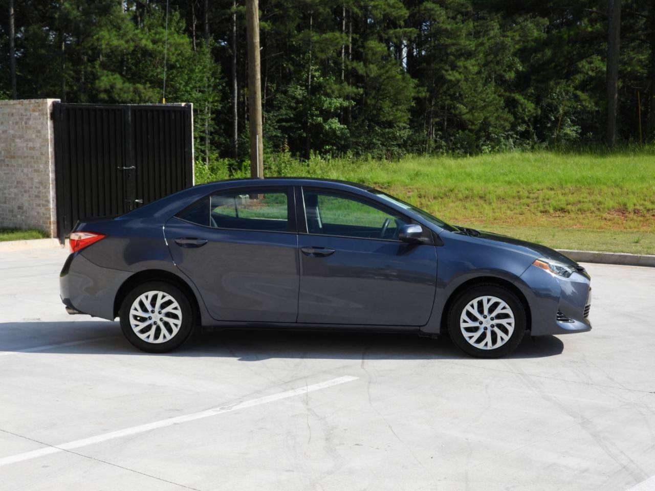 Used 2019 Toyota Corolla LE FWD image 24