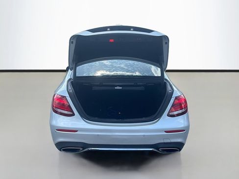 Used 2018 Mercedes-Benz E 300 image 9