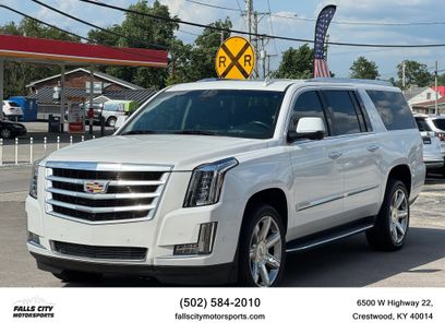 Used 2018 Cadillac Escalade ESV Luxury