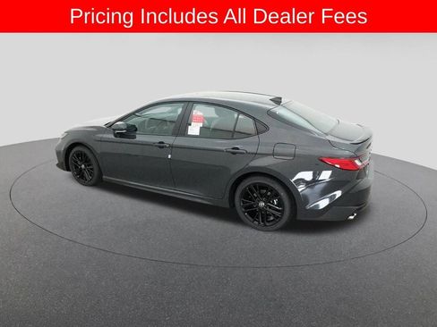 New 2026 Toyota Camry SE FWD image 4