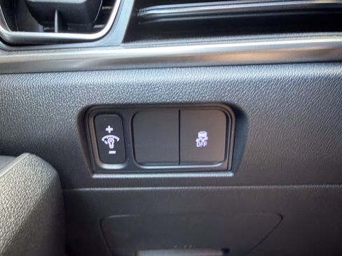 Used 2025 Kia Sorento S w/ Panoramic Sunroof Package FWD image 26